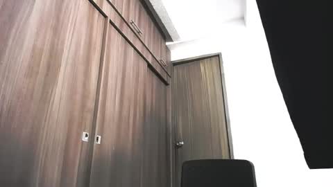 Snapshot of _sexy_jack chatting on 06-20-26, 01:19 Juan Pablo-independent model online show from 06-20-26, 01:19