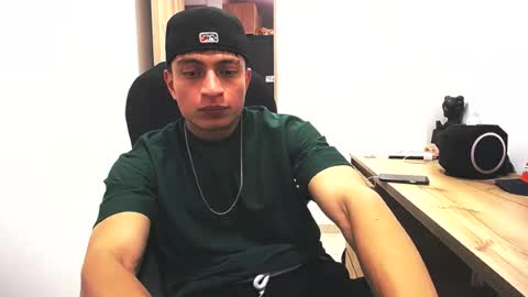 Snapshot of _sexy_jack chatting on 06-22-26, 02:46 Juan Pablo-independent model online show from 06-22-26, 02:46
