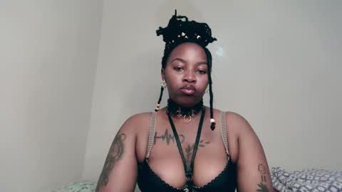 _sexysquirter online show from 11-25-25, 06:52