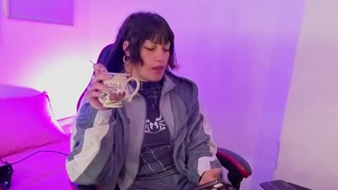 _sharlotte777 online show from 05-25-26, 01:06