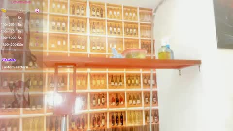 Shirley  online show from 04-17-26, 06:33