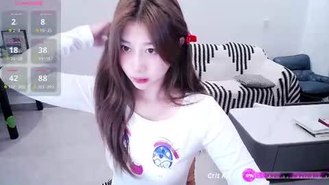 Snapshot of _smileflower_ chatting on 06-14-26, 11:01 winni online show from 06-14-26, 11:01