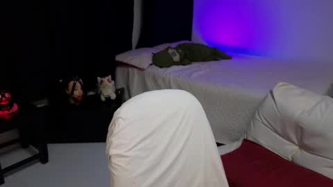 Sofia online show from 02-13-25, 02:01