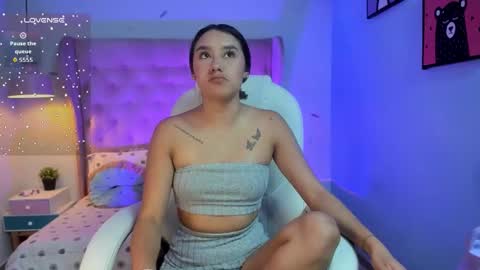 Sophie  online show from 02-23-26, 07:33