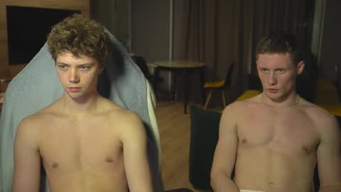 OLIVERpvt is open online show from 10-29-25, 05:14