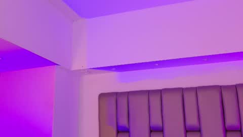 Snapshot of _sowy_venus_ chatting on 06-11-26, 12:25 V E N U S online show from 06-11-26, 12:25