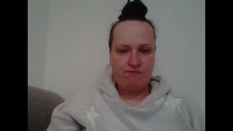 Snapshot of _squirty_pussyyy_ chatting on 01-03-25, 01:14 Melisa online show from 01-03-25, 01:14