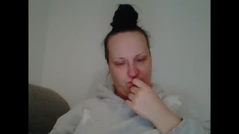 Snapshot of _squirty_pussyyy_ chatting on 01-03-25, 08:01 Melisa online show from 01-03-25, 08:01
