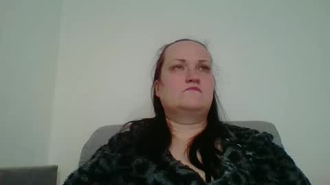 Snapshot of _squirty_pussyyy_ chatting on 10-17-25, 02:30 Melisa online show from 10-17-25, 02:30