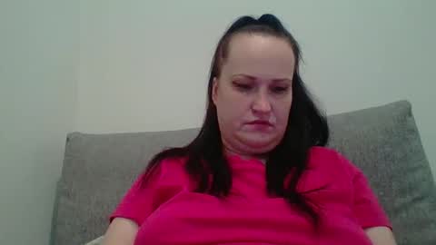 Melisa online show from 10-26-25, 01:17
