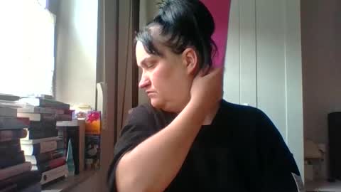 Snapshot of _squirty_pussyyy_ chatting on 06-02-26, 05:20 Melisa online show from 06-02-26, 05:20