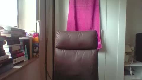Snapshot of _squirty_pussyyy_ chatting on 06-04-26, 06:19 Melisa online show from 06-04-26, 06:19