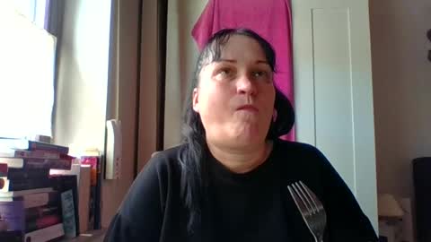 Snapshot of _squirty_pussyyy_ chatting on 06-13-26, 11:30 Melisa online show from 06-13-26, 11:30