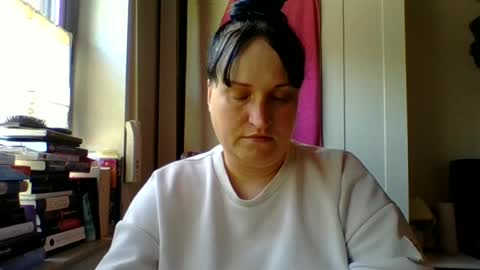 Snapshot of _squirty_pussyyy_ chatting on 06-18-26, 09:14 Melisa online show from 06-18-26, 09:14