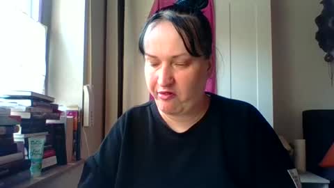 Snapshot of _squirty_pussyyy_ chatting on 06-19-26, 06:07 Melisa online show from 06-19-26, 06:07