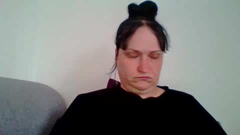 Snapshot of _squirty_pussyyy_ chatting on 07-07-26, 04:22 Melisa online show from 07-07-26, 04:22