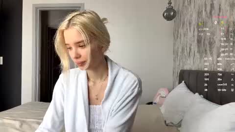 Snapshot of _stayhere chatting on 06-14-26, 08:05 Stasy online show from 06-14-26, 08:05