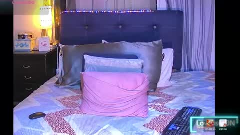 Snapshot of _sthepany_ chatting on 06-26-26, 02:05 anie online show from 06-26-26, 02:05