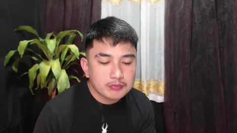 _superhotlatino_ online show from 04-23-26, 03:25