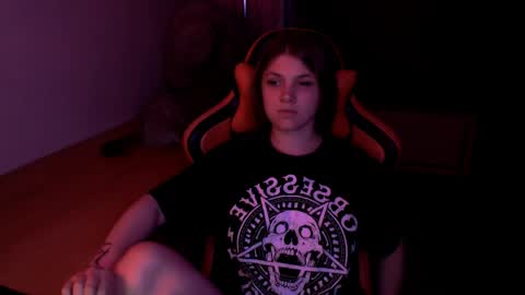 Mari online show from 05-23-26, 07:07