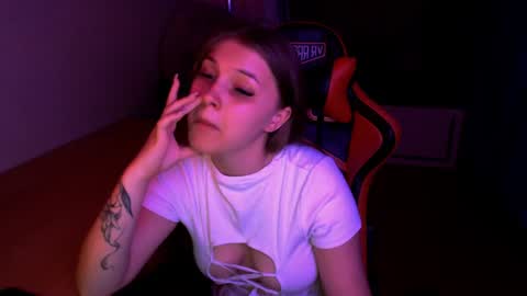 Mari online show from 06-09-26, 06:19