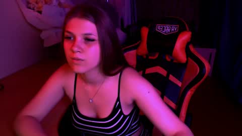 Mari online show from 06-11-26, 07:56