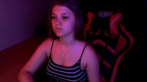 Snapshot of _sweet_foxy_ chatting on 07-07-26, 06:56 Mari online show from 07-07-26, 06:56
