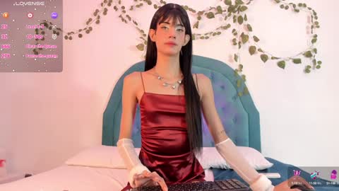 Snapshot of _sweet_jennie chatting on 12-21-24, 01:42 Jennie online show from 12-21-24, 01:42