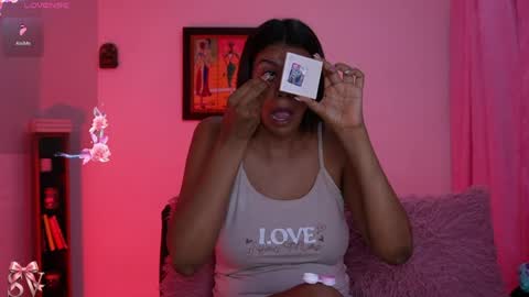 Snapshot of _sweet_vict0ria1 chatting on 05-02-26, 02:05 0900 p.m a 0500 a.m Colombia time UTC -5 online show from 05-02-26, 02:05
