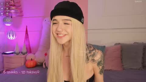 _tammarra_ online show from 12-17-25, 06:47