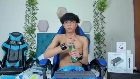 Taylor online show from 10-17-25, 10:56