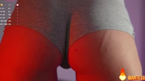 Snapshot of _taylor_swift chatting on 10-12-25, 11:20 Taylor online show from 10-12-25, 11:20