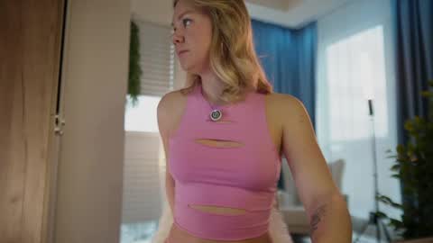 Annie online show from 04-02-26, 03:37