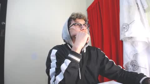 Thomas online show from 01-19-25, 08:51