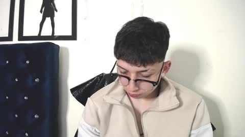 Thomas online show from 09-17-25, 01:07