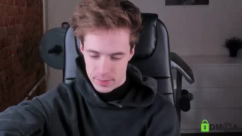 _tokyo_ghoul online show from 12-21-25, 10:22