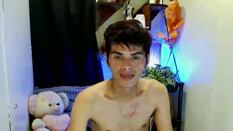 Snapshot of _urbabypam chatting on 12-20-24, 07:01  Urjerick online show from 12-20-24, 07:01