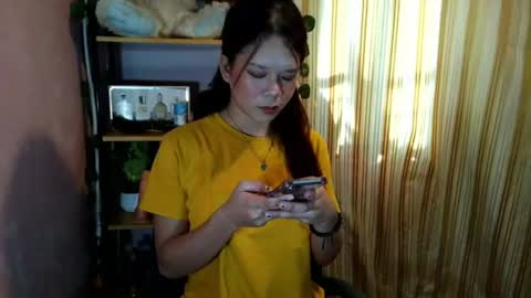 _urpetitegirl online show from 06-12-26, 12:20