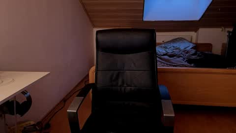 Vlad online show from 04-18-26, 06:12