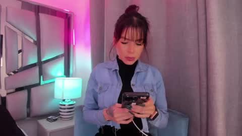 Snapshot of _valeria_saenz_ chatting on 07-03-26, 03:02 _valeria_saenz_ online show from 07-03-26, 03:02