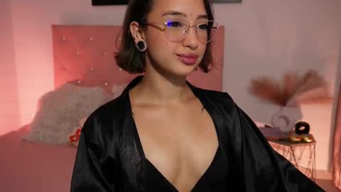 VICTORIA online show from 03-11-25, 11:37