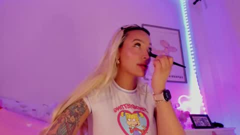   online show from 03-11-25, 08:42