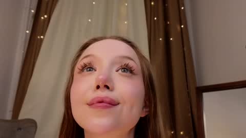 Snapshot of _violet_mills_ chatting on 01-12-25, 02:24 Violet online show from 01-12-25, 02:24
