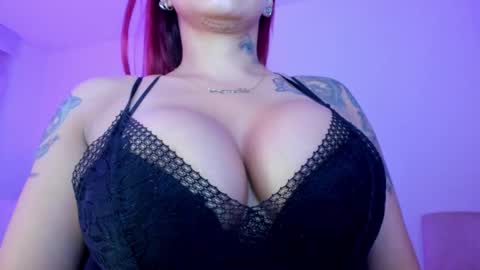 INSTAGRAM pinzon viviana online show from 02-21-26, 01:39