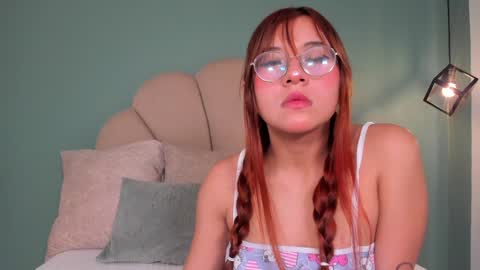 Snapshot of _vix555_ chatting on 12-18-24, 03:58 Vix online show from 12-18-24, 03:58