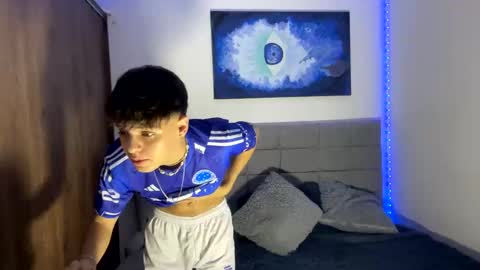 Aron Walker online show from 12-21-24, 09:23