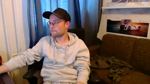 _whoisthatguy_ online show from 05-15-26, 04:58