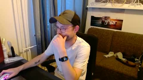 _whoisthatguy_ online show from 06-08-26, 05:57