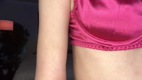 _wide_eyed_ online show from 12-21-25, 05:31