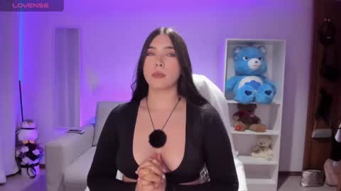 Snapshot of _wtdreamgirl chatting on 06-06-26, 10:20 Luisa online show from 06-06-26, 10:20